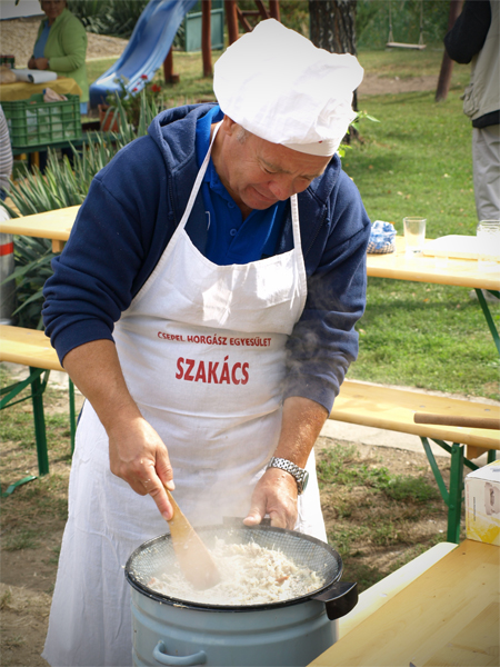 szakcs