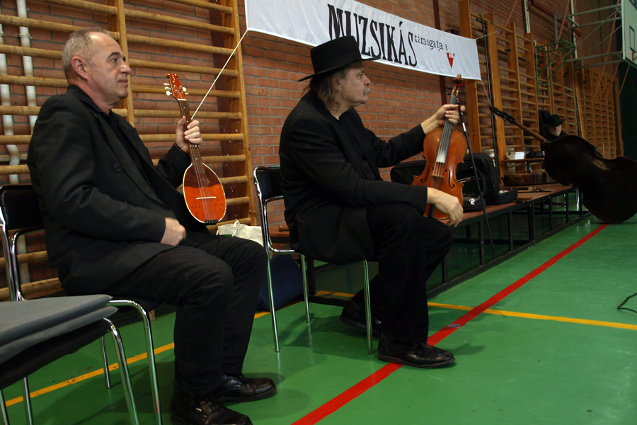 muzsikas2